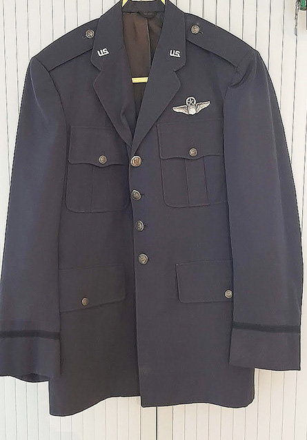 USAF officer's jacket (service coat).Ref.# USAF1